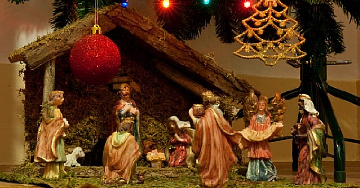 Christmas Family Traditions: 12 Meaningful Ways to Celebrate